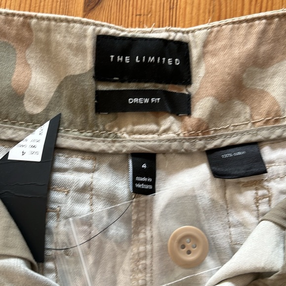 Brand New Slim Cargo Shorts, The Limited, Drew, Camo, size 4 - Picture 2 of 5